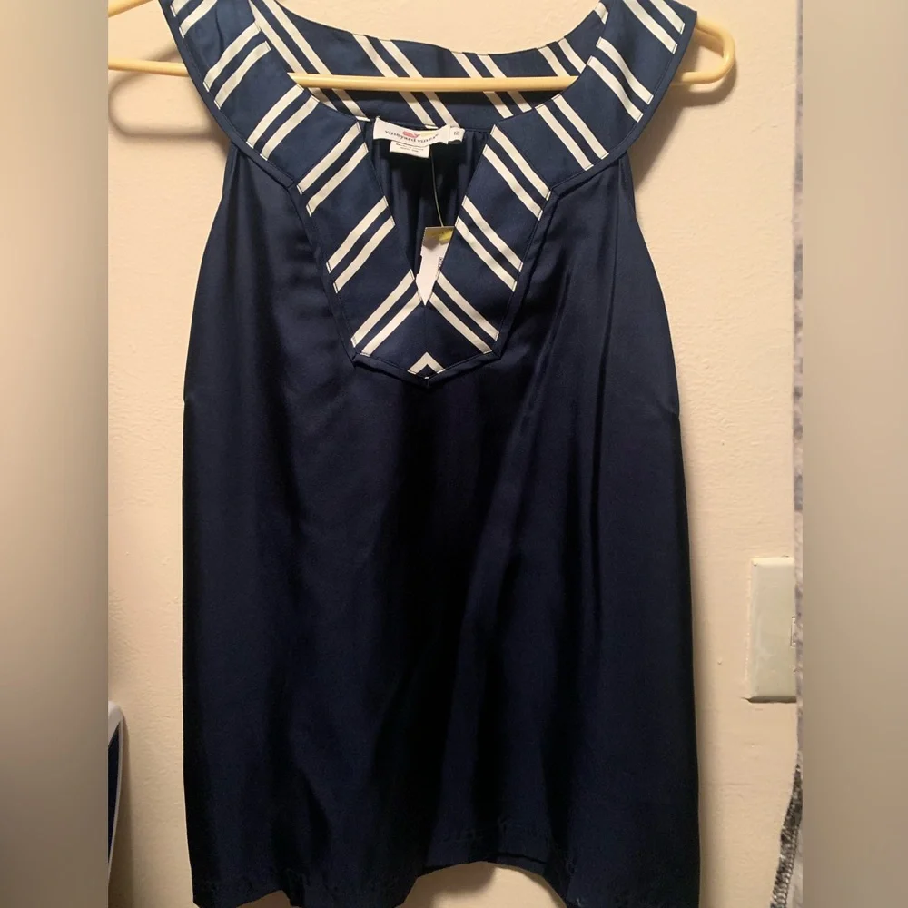 Vineyard Vines 100% Silk Stripe V Neck Piping Tank - Picture 3 of 7